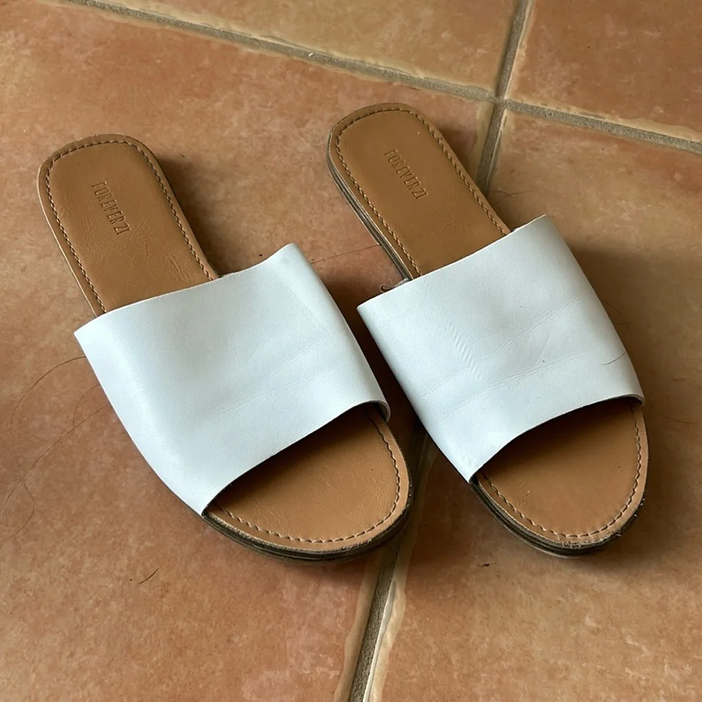 Sandals - Picture 1 of 1